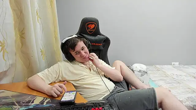 iliaskrislove webcam