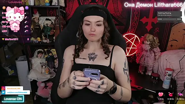Lilithara666 webcam