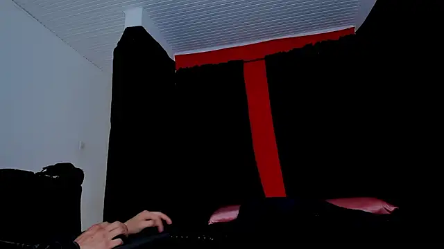 Bonny_and_carrot webcam