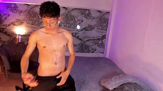 Christopher_Hunter webcam