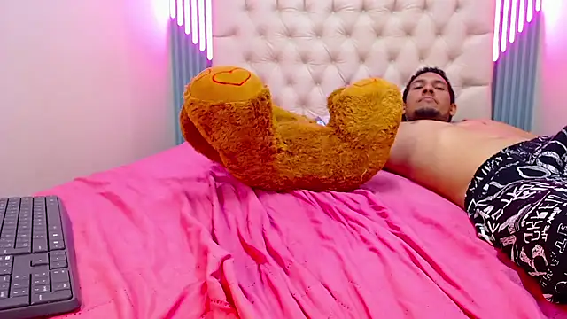 Jake_And_Heidy webcam