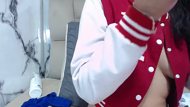 maraa_x - Maraa_X's free webcam - UK Sex Cams