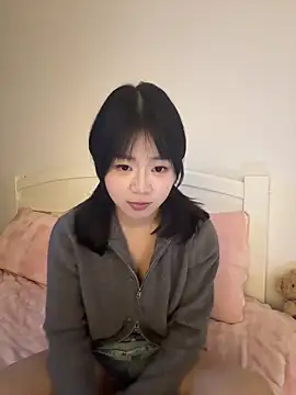 nana-3 (F young) - 双马尾+M腿（私秀听指挥）