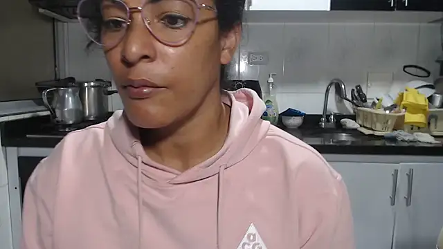 kateleyagrey - Kateleyagrey's free webcam - UK Sex Cams