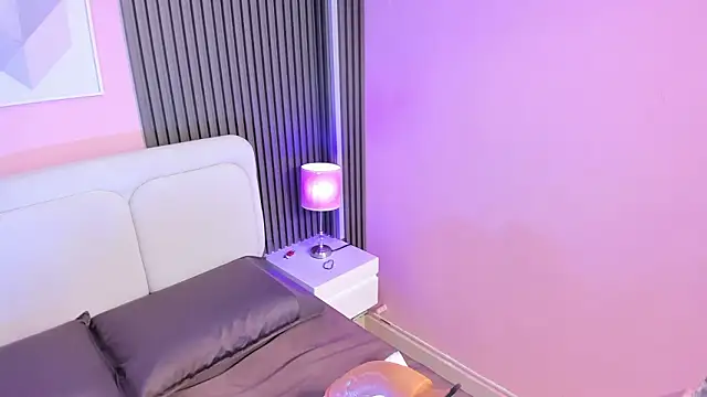 Clawdeen__wolf webcam