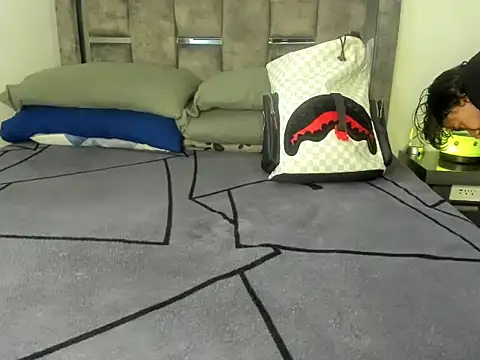 Master_Ruthless77 webcam