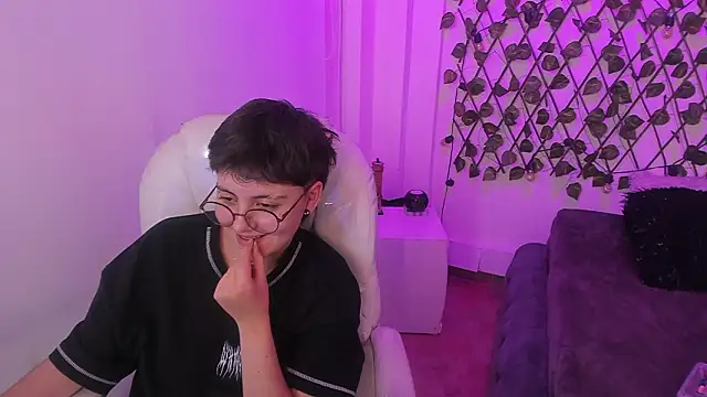 nathaly_ds - Nathaly_ds's free webcam - UK Sex Cams