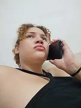 SirenRouge_69 webcam