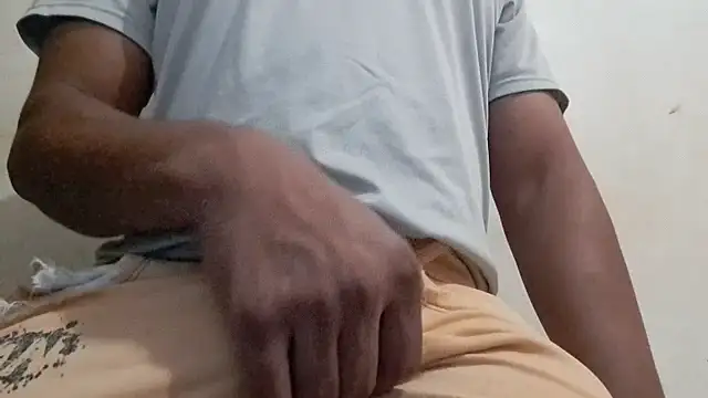 royblackbigpvt webcam