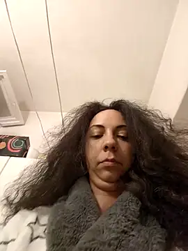 naughty69curls webcam