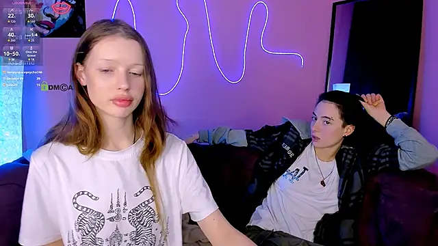 khloebeauty (Ask my age) - spank her