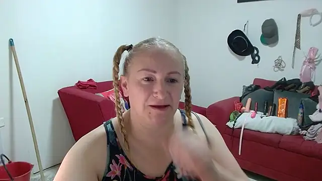 emperabigbootybigass webcam