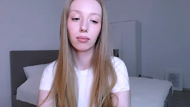 Luna_insniity webcam