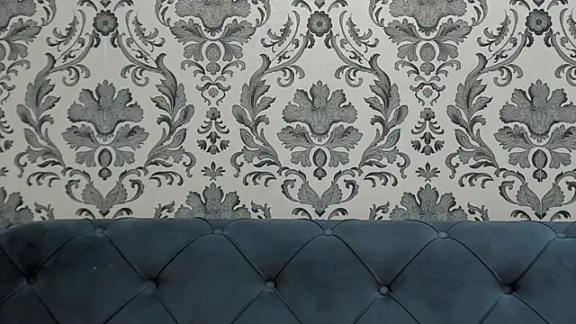 LissaBigTitts webcam