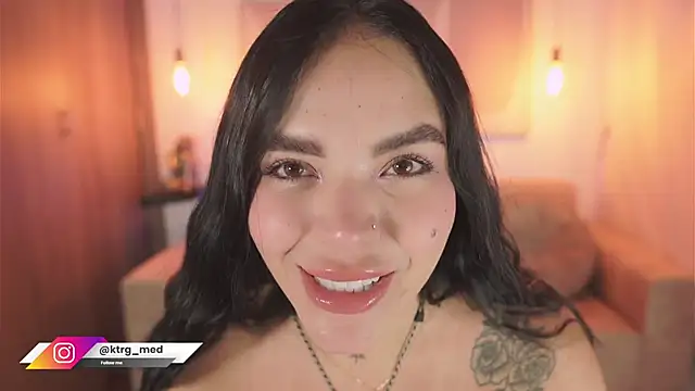 amelie_gonzalez - Amelie_gonzalez's free webcam - UK Sex Cams