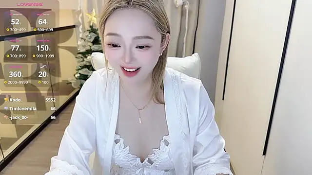 美女Star-XinX在线直播