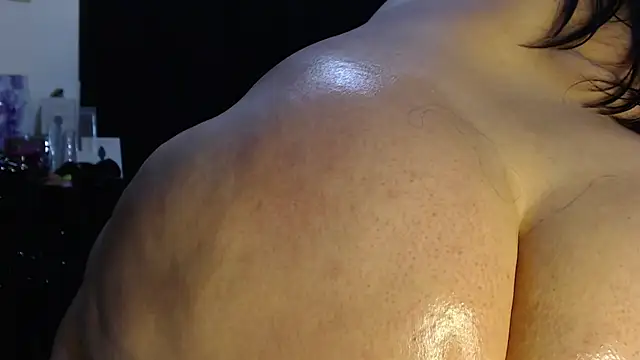 Danna_chubby_ live sex cam