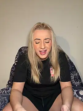 Strongqueen Live Webcam on Stripchat