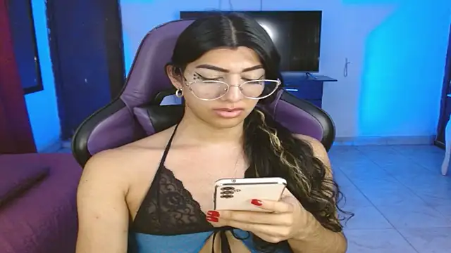 Alanni_parker webcam