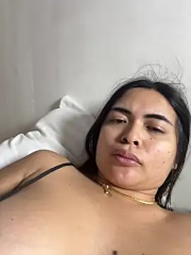 Bombshell_Rebbecca webcam