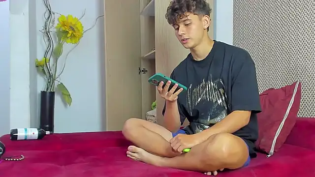 willy_sexxx18 webcam