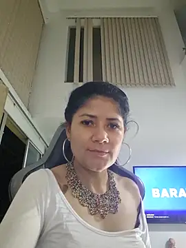 dulcenena_moon - Dulcenena_moon's free webcam - UK Sex Cams