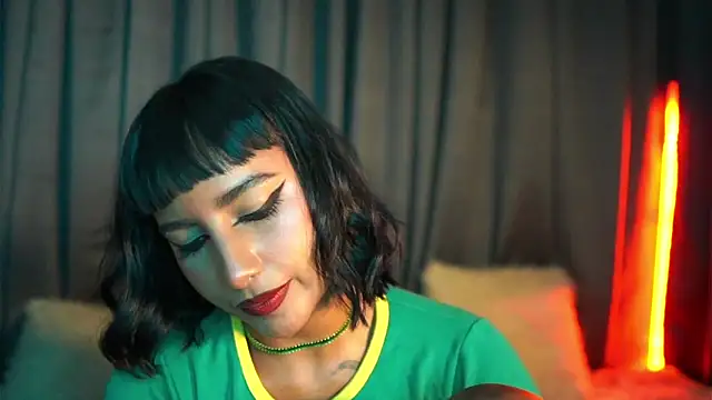 JulietaWinona webcam