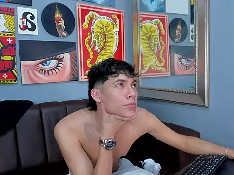 AronTawers webcam stripchat model stream image