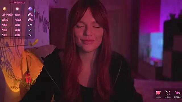 CherryRed_Girl webcam