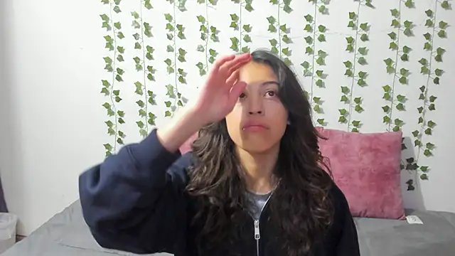 emily_jonessxx webcam