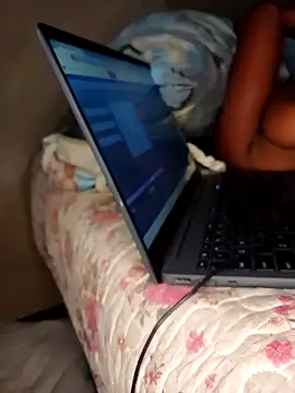 Dee-n-Dee_nyash webcam