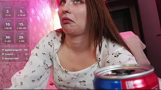 girl_from_hardfuckland webcam