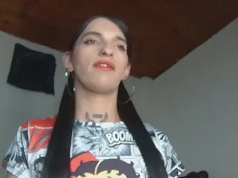 Scarlett_crastrawberry webcam