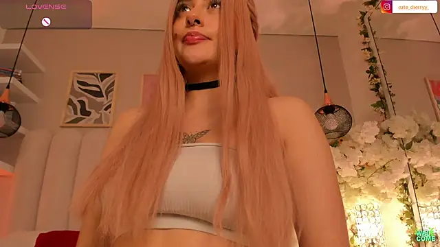 Cute Cherry (Cute__cherry_)