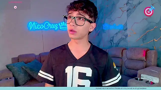 Niico_Cruz webcam