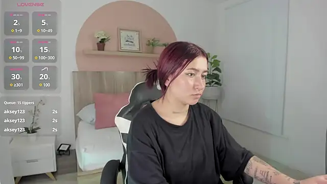 charlottee27_ webcam