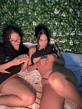 Alice_surprise webcam