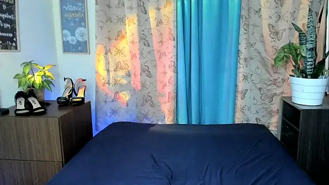 Angel_White25 webcam