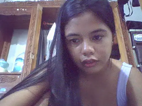 sweet_heaven00 - Sweet_heaven00's free webcam - UK Sex Cams