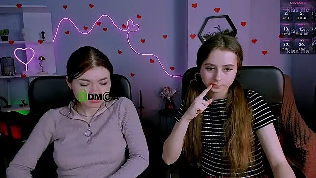 rebecca_smile webcam