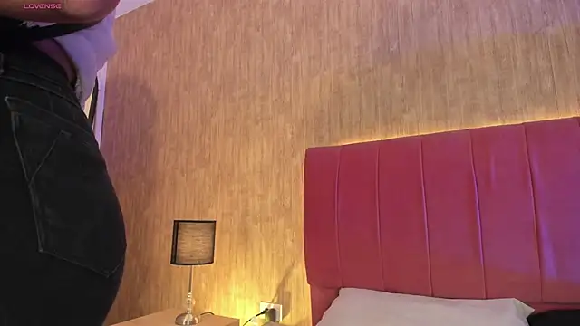 Kendra_kobein webcam