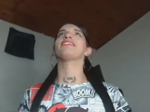 Scarlett_crastrawberry webcam