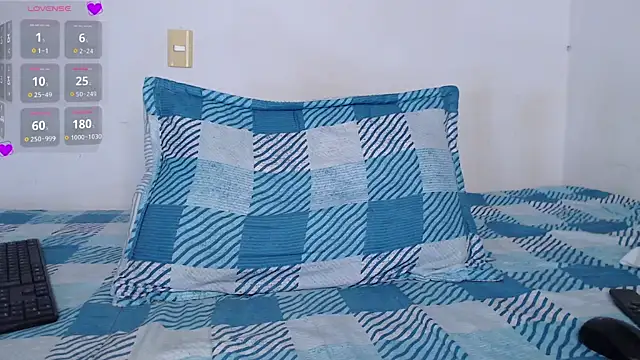 valen_thompson webcam