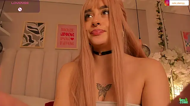 cute__cherry_ webcam