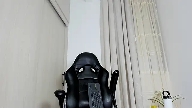 Biscuit_oliva webcam