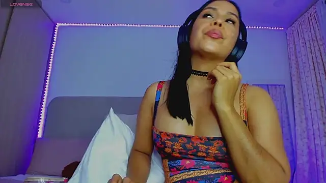 TheGloriousSophie webcam