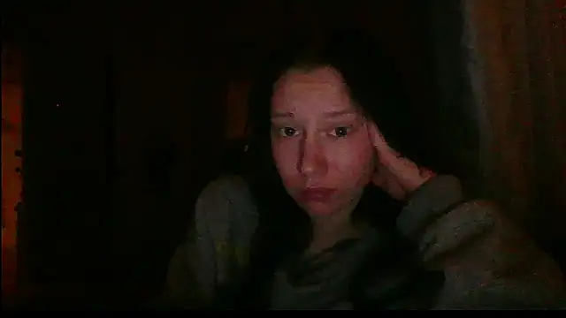 RussNocturnal webcam