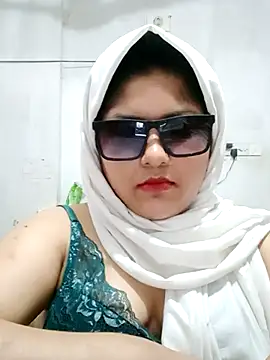 nusrat-n - Nusrat-N's free webcam - UK Sex Cams