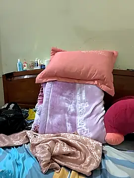 Lynly_k2 live sex cam