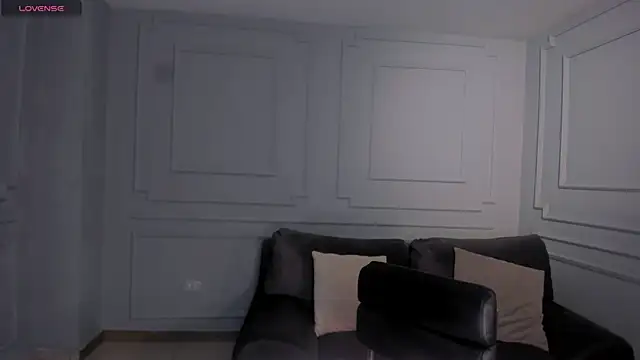 OrianaFontaine webcam